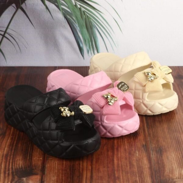 New Design Slippers For Women