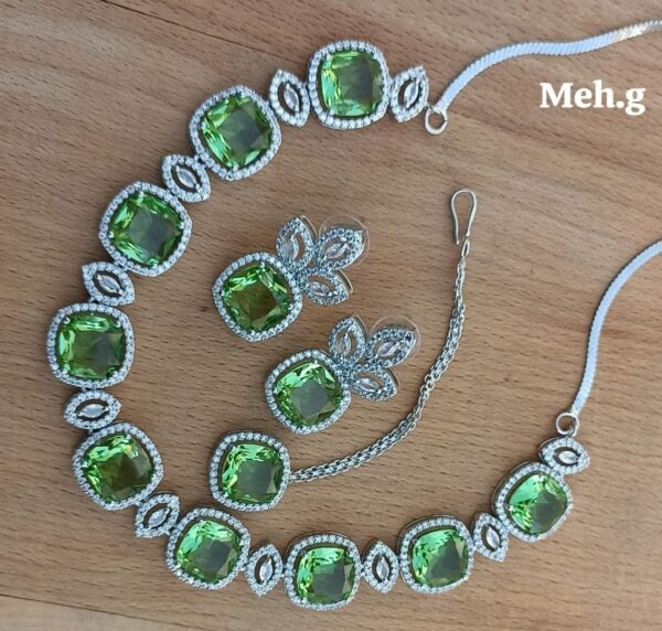 A Beautiful Necklace For Women - Image 6
