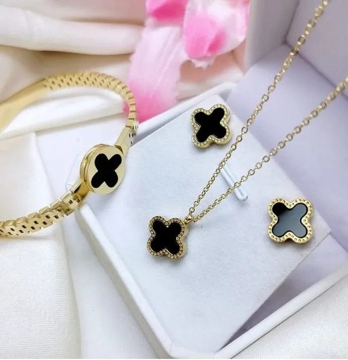 Vancleef stud pendant and bangle stainless steel matiral high quality