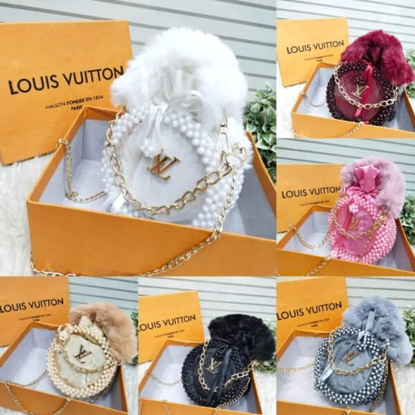 HIGH QUALITY Branded Work ON pearls LV  Cross Body Bag for Girls