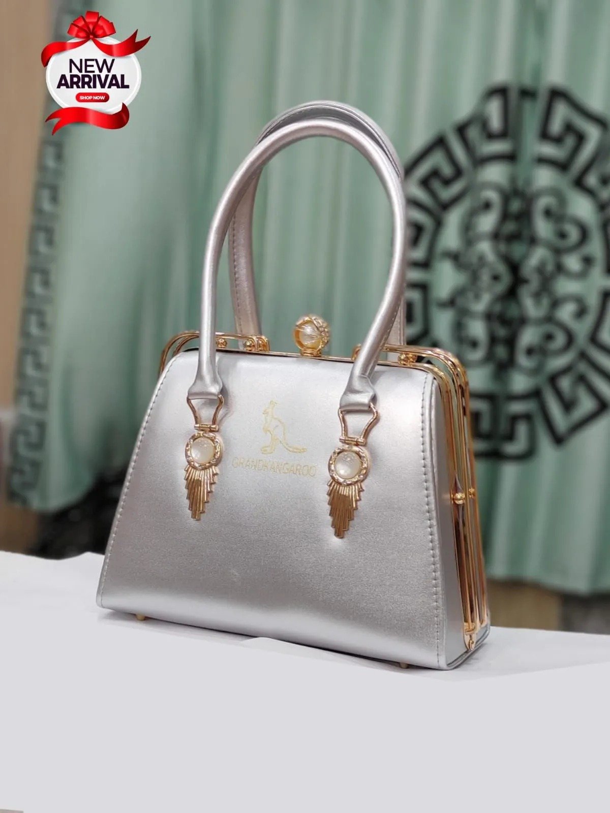 Unique Kangroo Frame Bag for Girls - Image 4