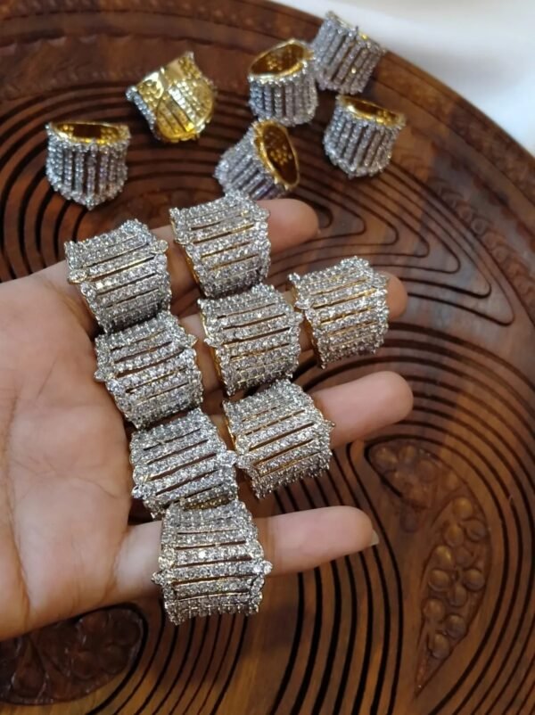 *Gold plated jarao zirkon adjustable ring